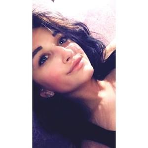 Meet your Posher, Lexi